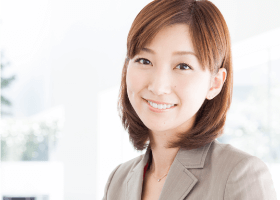 女性