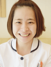 鍼灸師 石塚綺